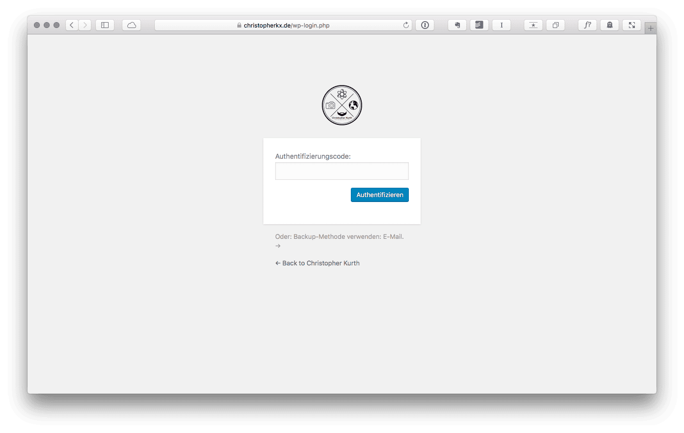 Zwei-Faktor-Authentifizierungscode Eingabeseite in Webbrowser
